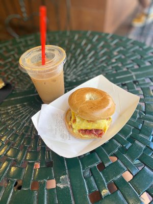 Cafe Beignet, Royal Street by null