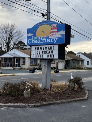 Island Creamery by null