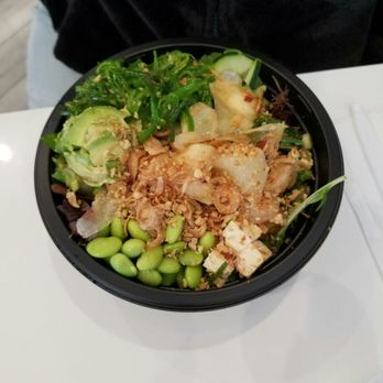 Poke Fix - This baby has it all oh yeah tofu,  ginger, edamame,  bam drop the mic - Sushi Bars Near Me - Sacramento, California