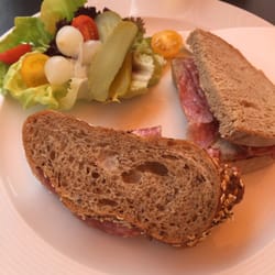 Hotel-Restaurant Terminus - Yummy