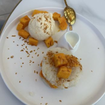 Mango Mango Dessert - Mango stick rice - Desserts Near Me - Las Vegas, Nevada Mango Mango Dessert - Mango stick rice - Desserts Near Me - Las Vegas, Nevada