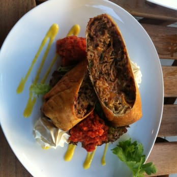 Sinclairs Steakhouse - Chimichanga! - Steakhouses Near Me - Göteborg, O