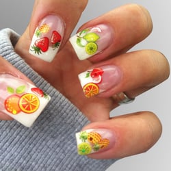 Mobiles Nageldesign by Sina