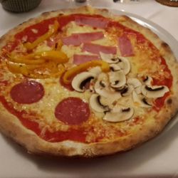Da Nando e Francesco - Pizza Vier Jahreszeiten