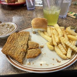 Schatz Crossroads - Chicken fried steak with fries