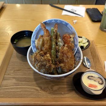 Tendon Kohaku - Traditional kohaku tendon set - Japanese Near Me - Bellevue, Washington Tendon Kohaku - Traditional kohaku tendon set - Japanese Near Me - Bellevue, Washington