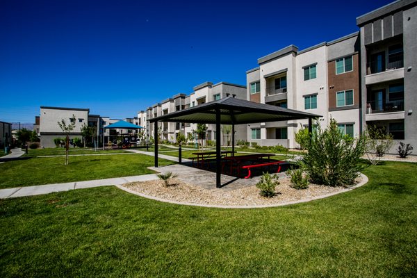 LeVante at Valley Vista by null