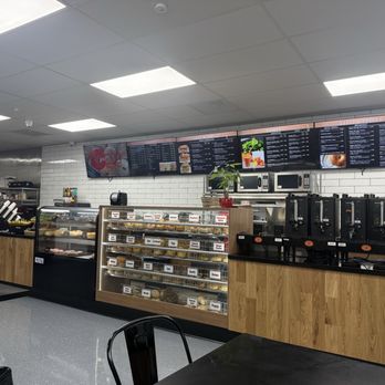 5th Ave Bagelry - Their front counter - Bagels Near Me - Tustin, California