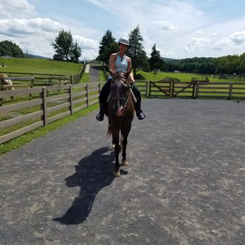 Royal Horseshoe Farm - Horseback Riding Near Me - Front Royal, Virginia