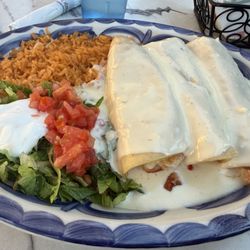 El Maguey enchiladas (shrimp & imitation crab)