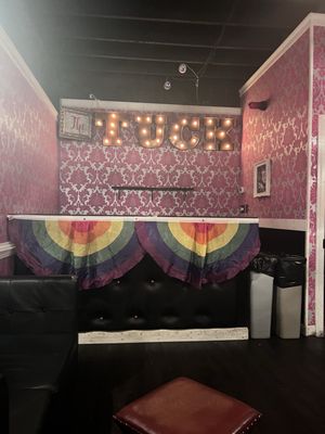 Legends Nightclub by null