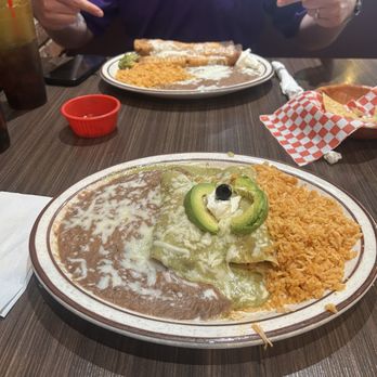 Mi Cocina Mexican Grill - Enchiladas Suizas - Mexican Near Me - La Verne, California Mi Cocina Mexican Grill - Enchiladas Suizas - Mexican Near Me - La Verne, California