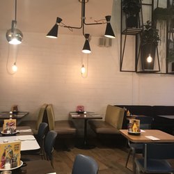 Byron - Main dining area (love the plants!)