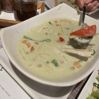 Siam Thai Restaurant - Chicken green curry - Thai Near Me - Tampa, Florida Siam Thai Restaurant - Chicken green curry - Thai Near Me - Tampa, Florida