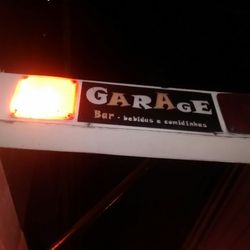 Bar Garage