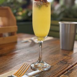 Sunny Side Solana
