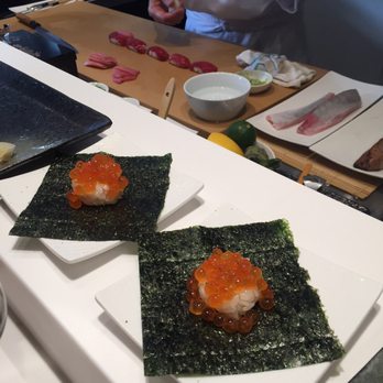 Yasu - Salmon roe "hand roll" - Japanese Near Me - Toronto, Ontario