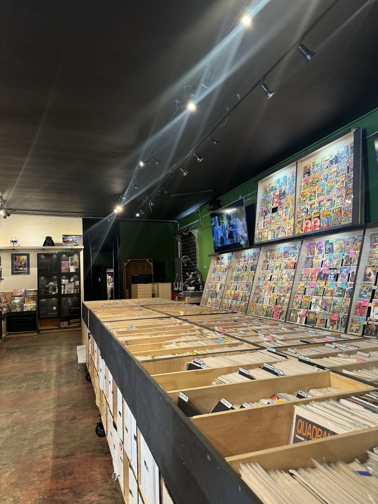 Sacred 8 Studios Logo