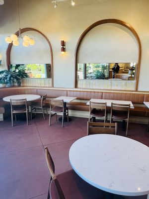 Roam Artisan Burgers by null