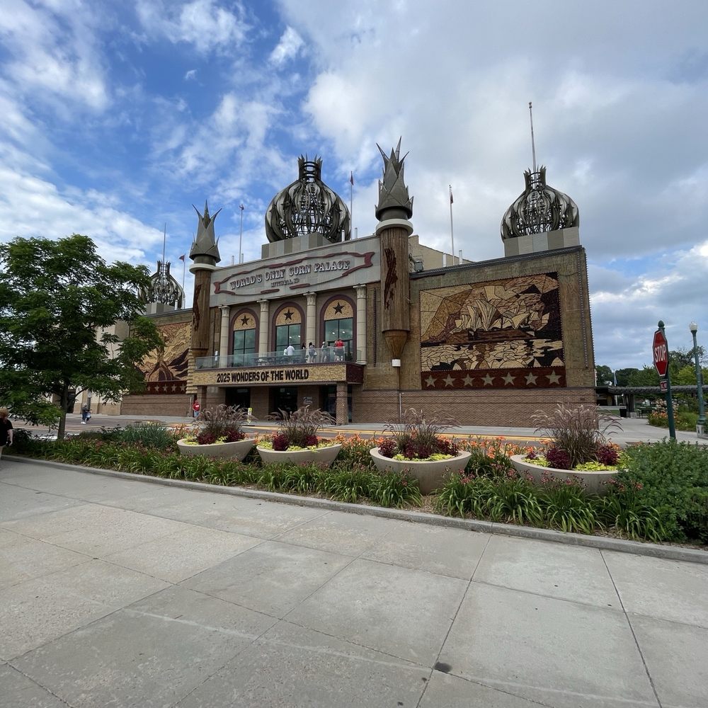 Corn Palace - Museums Near Me - Mitchell, South Dakota