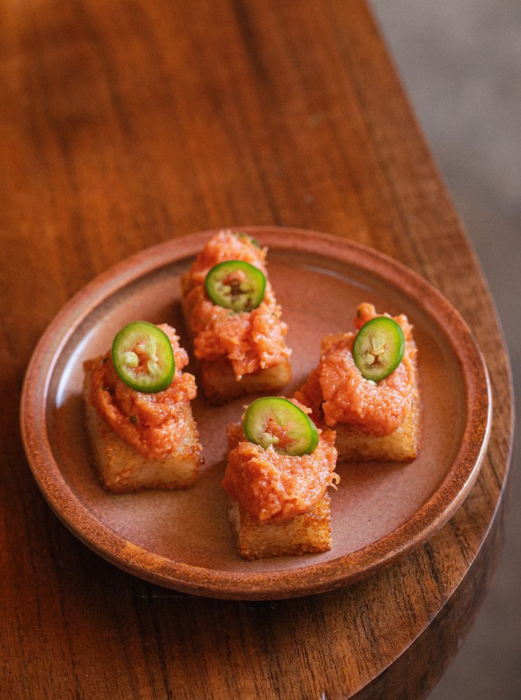 Social spots from Sōgo Roll Bar