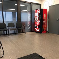 Grease Monkey - Waiting area