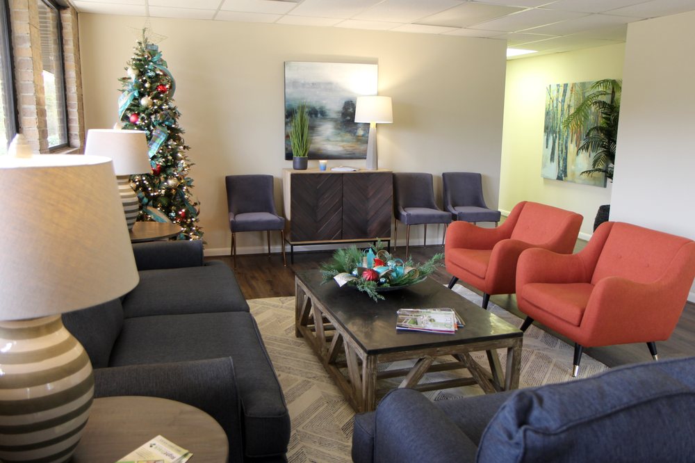 Right Track Medical Group - grief counselor in Tupelo, MS