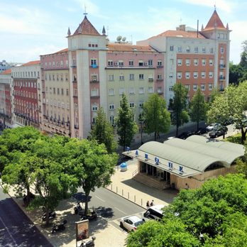 Rainbow 56 GuestHouse - View from balcony - Guest Houses Near Me - Lisbon, 11