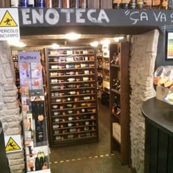 Sapore di Vino - Accesso alla saletta enoteca