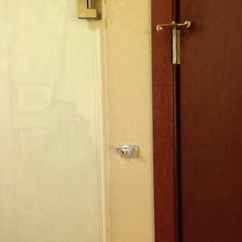 Comfort Suites Carlsbad - The lone towel hook - Hotels Near Me - Carlsbad, New Mexico