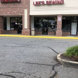 Lee's Sewing & Alterations