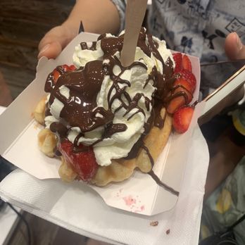 Le Funambule - Waffles Near Me - Brussels, BRU Le Funambule - Waffles Near Me - Brussels, BRU