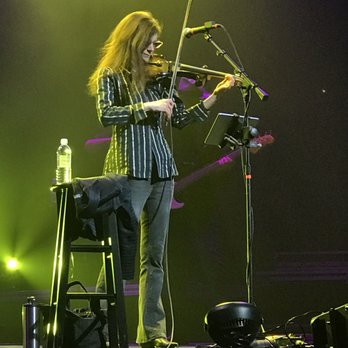 Clyde Theatre - a woman playing a violin on stage - Music Venues Near Me - Fort Wayne, Indiana Clyde Theatre - a woman playing a violin on stage - Music Venues Near Me - Fort Wayne, Indiana