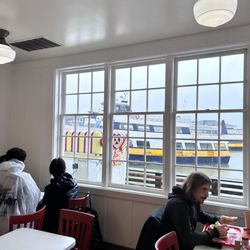 Inside / Interior