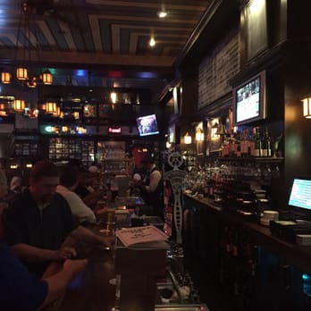 Miller's Pub - American Near Me - Chicago, Illinois
