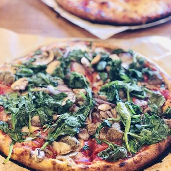 Blaze Pizza - spinach and mushrooms! - Salad Near Me - Teterboro, New Jersey Blaze Pizza - spinach and mushrooms! - Salad Near Me - Teterboro, New Jersey