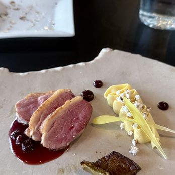 Miro Kaimuki - Asian Fusion Near Me - Honolulu, Hawaii