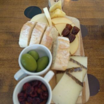 Paradocx Vineyard - Wineries Near Me - Landenberg, Pennsylvania