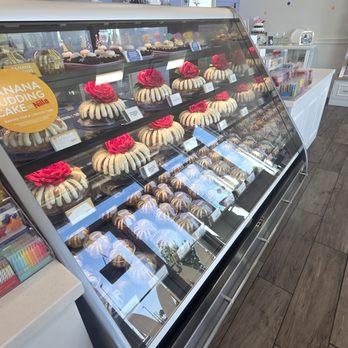 Nothing Bundt Cakes - Bakeries Near Me - Naples, Florida