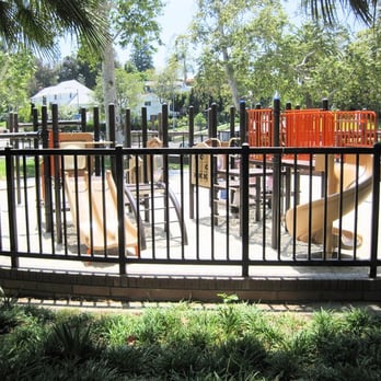 Holmby Park - Parks Near Me - Los Angeles, California Holmby Park - Parks Near Me - Los Angeles, California