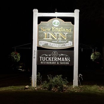 Tuckerman's Restaurant & Tavern - Entrance signage - American Near Me - Intervale, New Hampshire