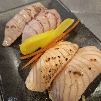 Full Moon Izakaya - Seared tuna and seared salmon nigiri - Sushi Bars Near Me - Phoenix, Arizona Full Moon Izakaya - Seared tuna and seared salmon nigiri - Sushi Bars Near Me - Phoenix, Arizona
