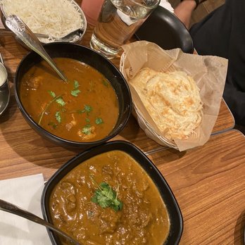 Aahaar an Indian Eatery - Coconut mutton, Chettinad Shrimp Masala, Malabar Parotta - Indian Near Me - Snoqualmie, Washington Aahaar an Indian Eatery - Coconut mutton, Chettinad Shrimp Masala, Malabar Parotta - Indian Near Me - Snoqualmie, Washington