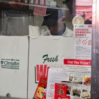 Mama's Noodle House - Cantonese Near Me - Brooklyn, New York