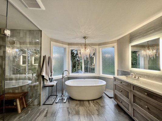 Bathroom Designs by Altstadt Interiors - Experience the perfect blend of style and comfort with our custom bathroom designs.  Whether you’re seeking a modern spa like retreat or a classic, functional update, we create bathrooms that suit your taste and needs.  From elegant tile work and premium fixtures to smart storage solutions and soothing color palettes, our designs turn everyday routines into moments of relaxation.