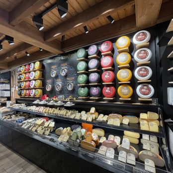 Henri Willig - Walls and walls of cheese - Cheese Shops Near Me - Amsterdam, New Hampshire Henri Willig - Walls and walls of cheese - Cheese Shops Near Me - Amsterdam, New Hampshire