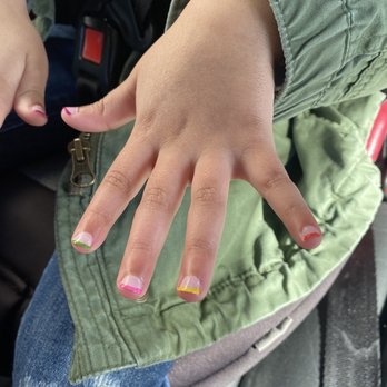 Kelly's  Nails salon - Nails - Nail Salons Near Me - Quincy, Massachusetts