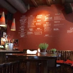 Glød - Glød er et sted som tilbyr kaffe, te og øl. Den grønne téen er kjempegod, anbefales!