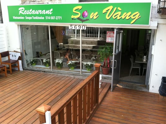Sen Vàng Restaurant by null