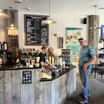 Wonderland Cafe & Lodge - Counter service - Cafes Near Me - Gardiner, Montana Wonderland Cafe & Lodge - Counter service - Cafes Near Me - Gardiner, Montana